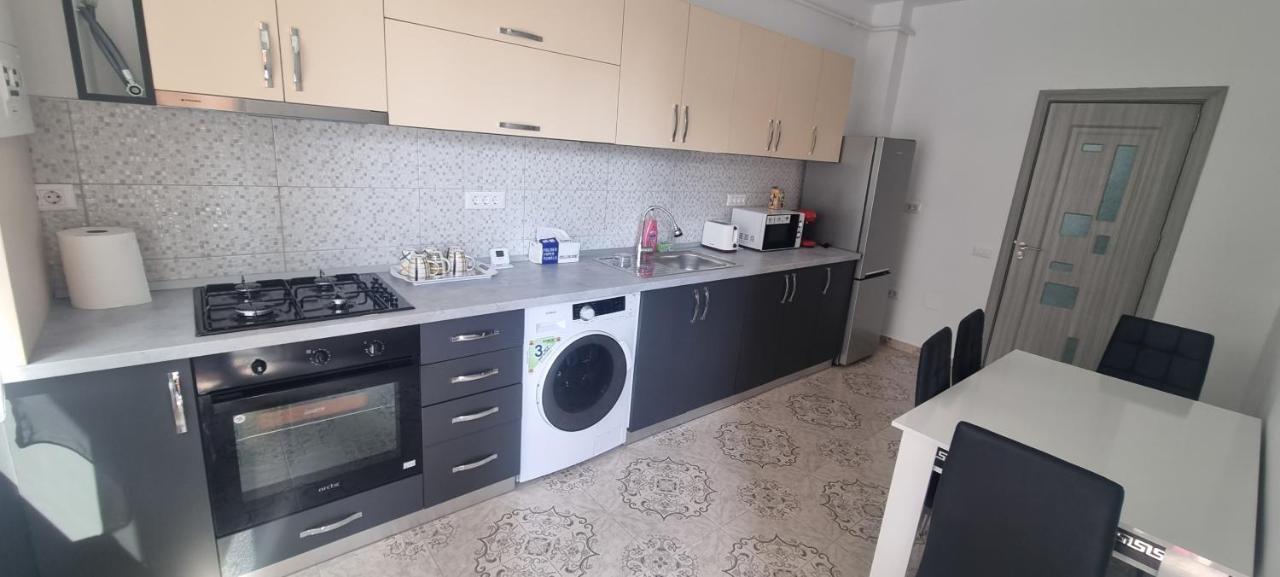 Apartament Mihaela Ramnicu Valcea Exterior photo
