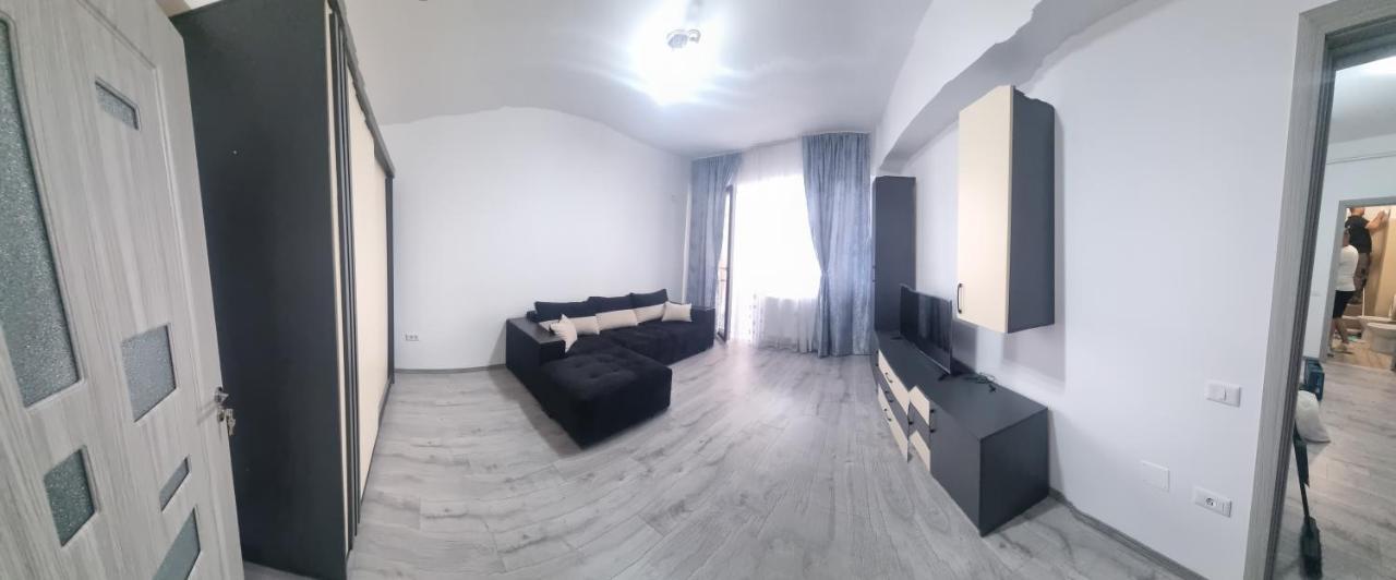 Apartament Mihaela Ramnicu Valcea Exterior photo